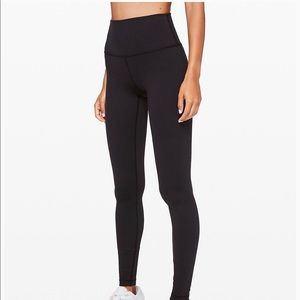 Lululemon high rise wunder under leggings.